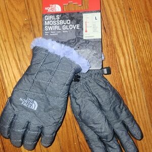 North face girls gloves L